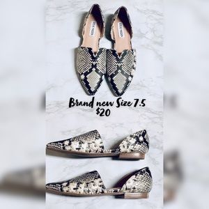 Steven Madden Snakeskin flats